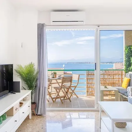 Apartment 1ªlinea Mar-piscina-wifi-portaventura-luxury-chill5 Salou